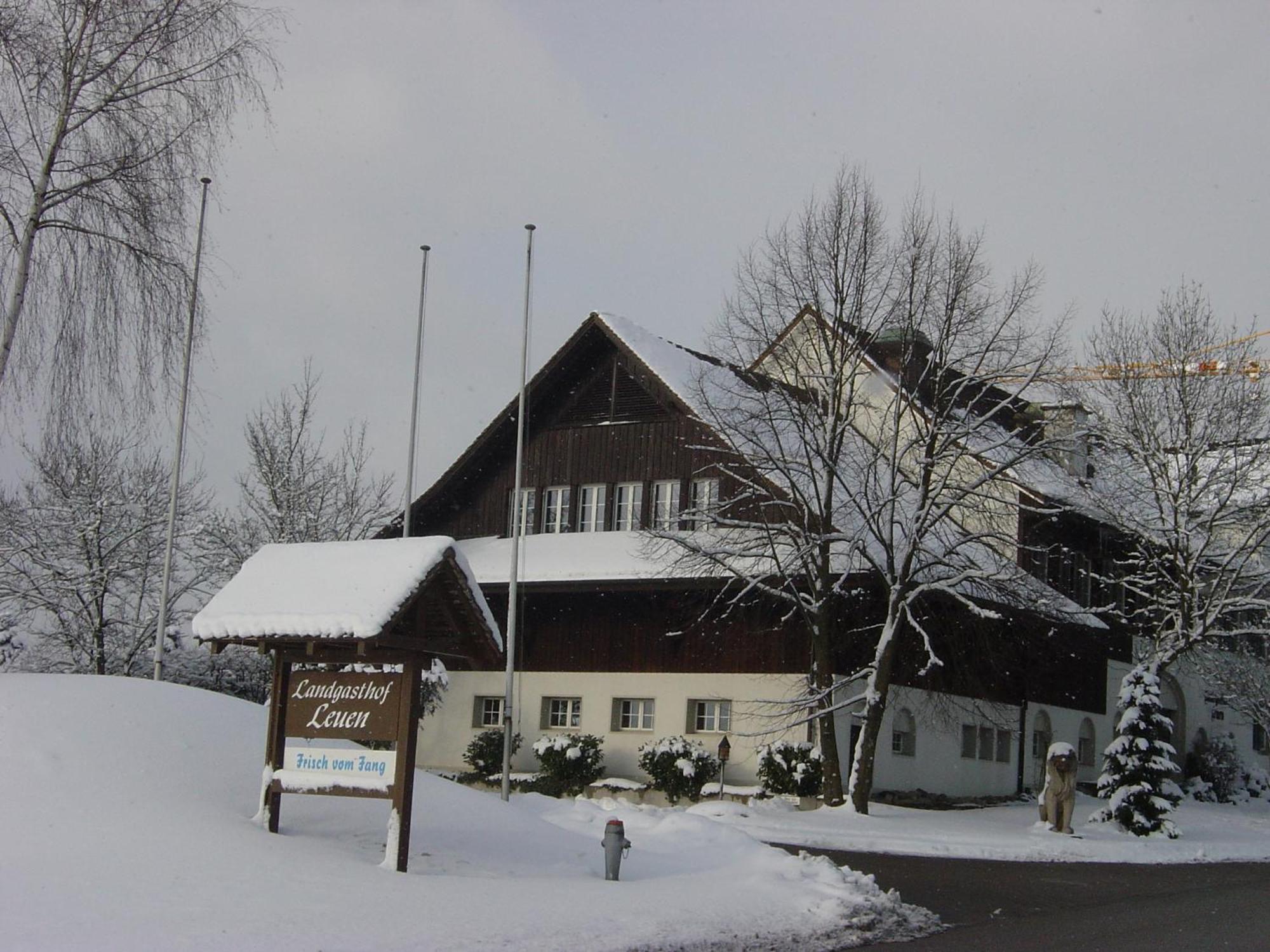 Hotel Landgasthof Leuen Waldegg bei Uitikon Exteriér fotografie