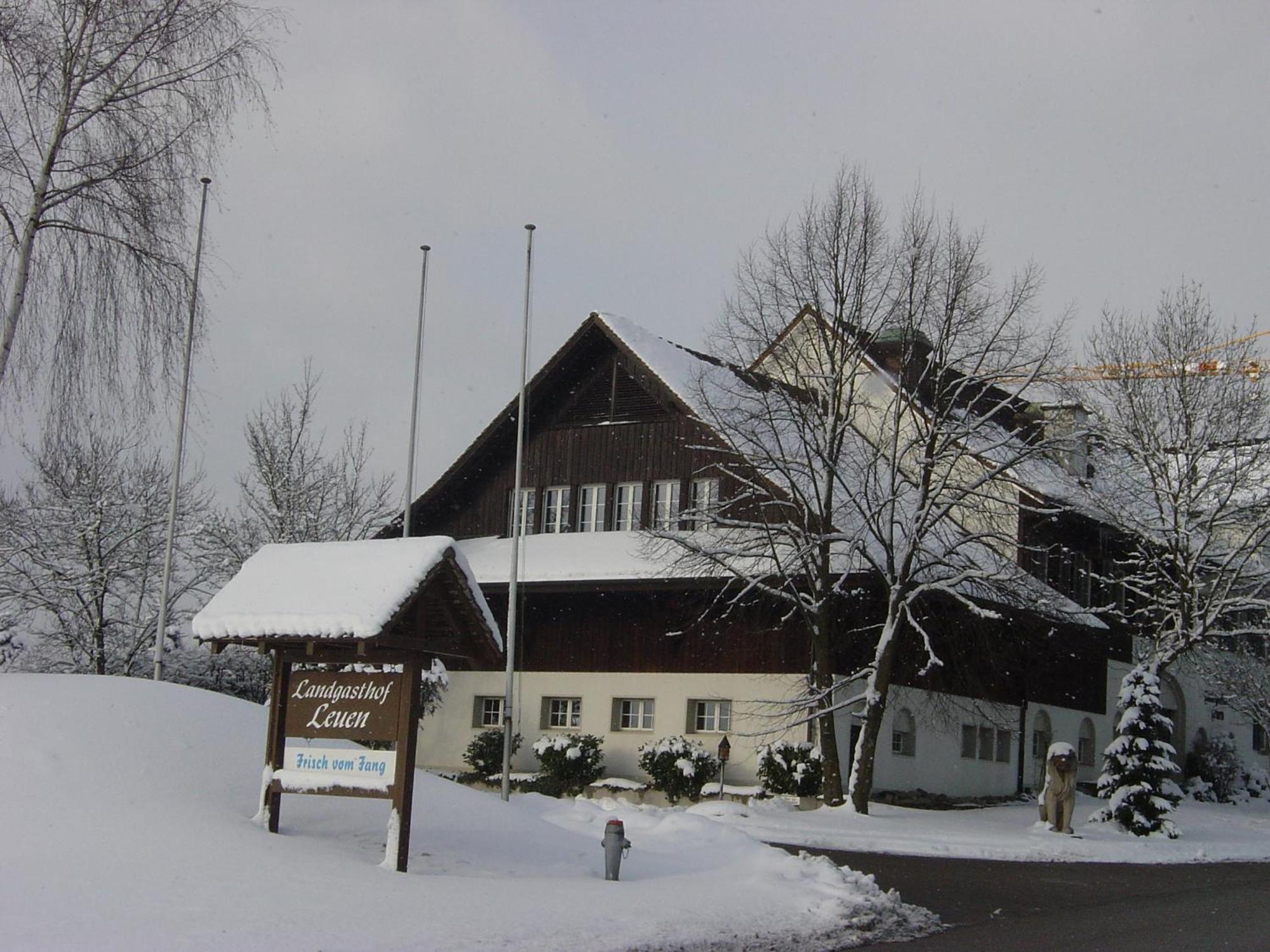 Landgasthof Leuen Uitikon Exteriér fotografie